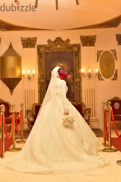 فستان زفاف مستعمل زي الجديد