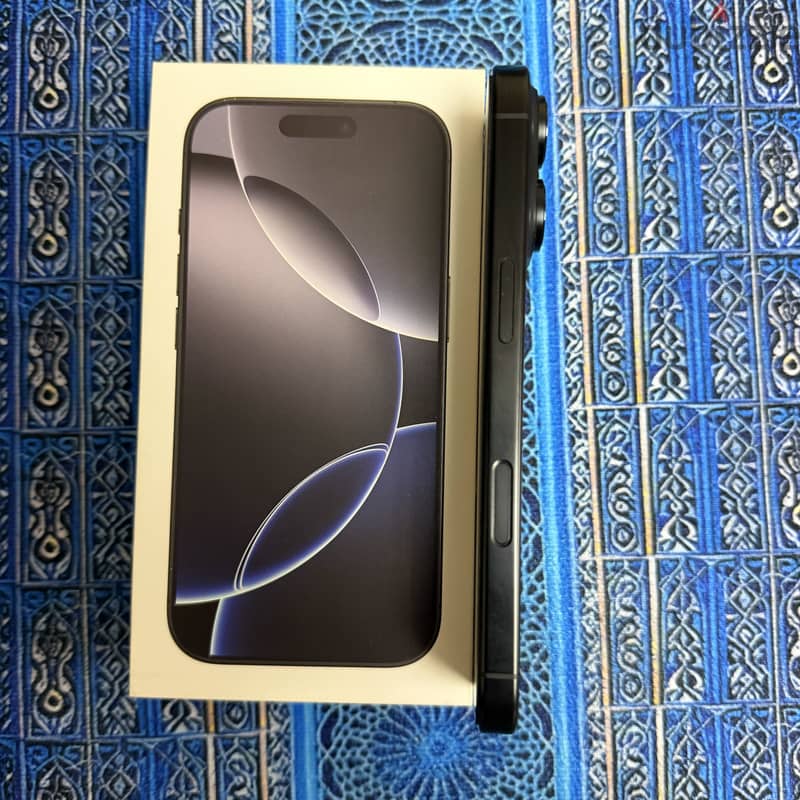 Apple - iPhone 16 Pro 2