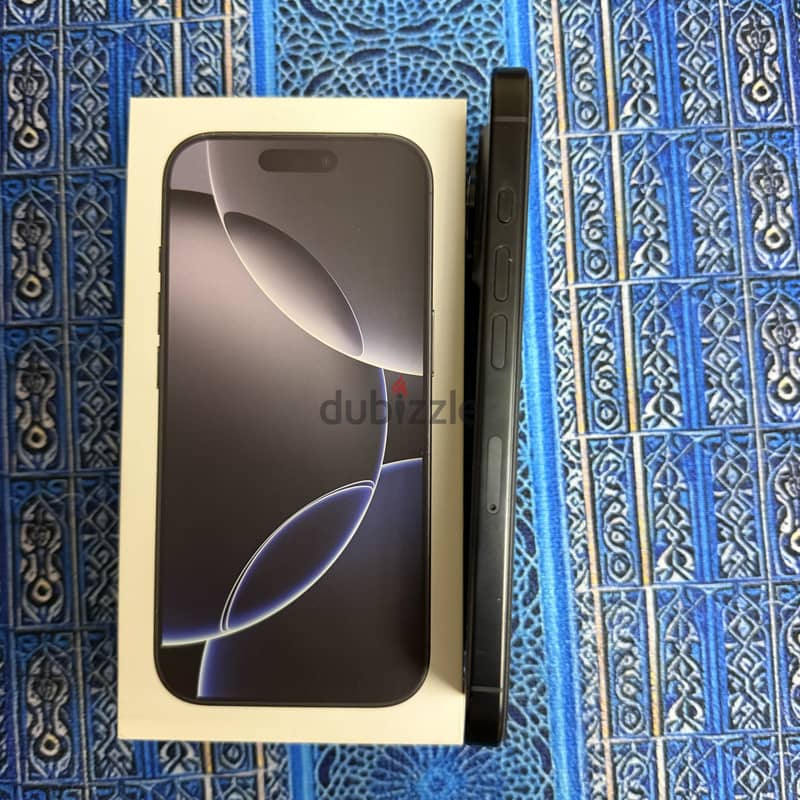 Apple - iPhone 16 Pro 6