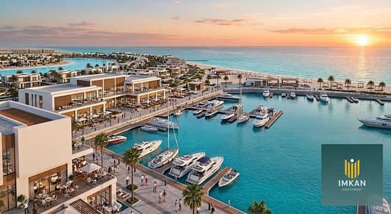 Town corner villa on the sea and marina, available for sale in installments over 10 years in Marina Salt, North Coast.
