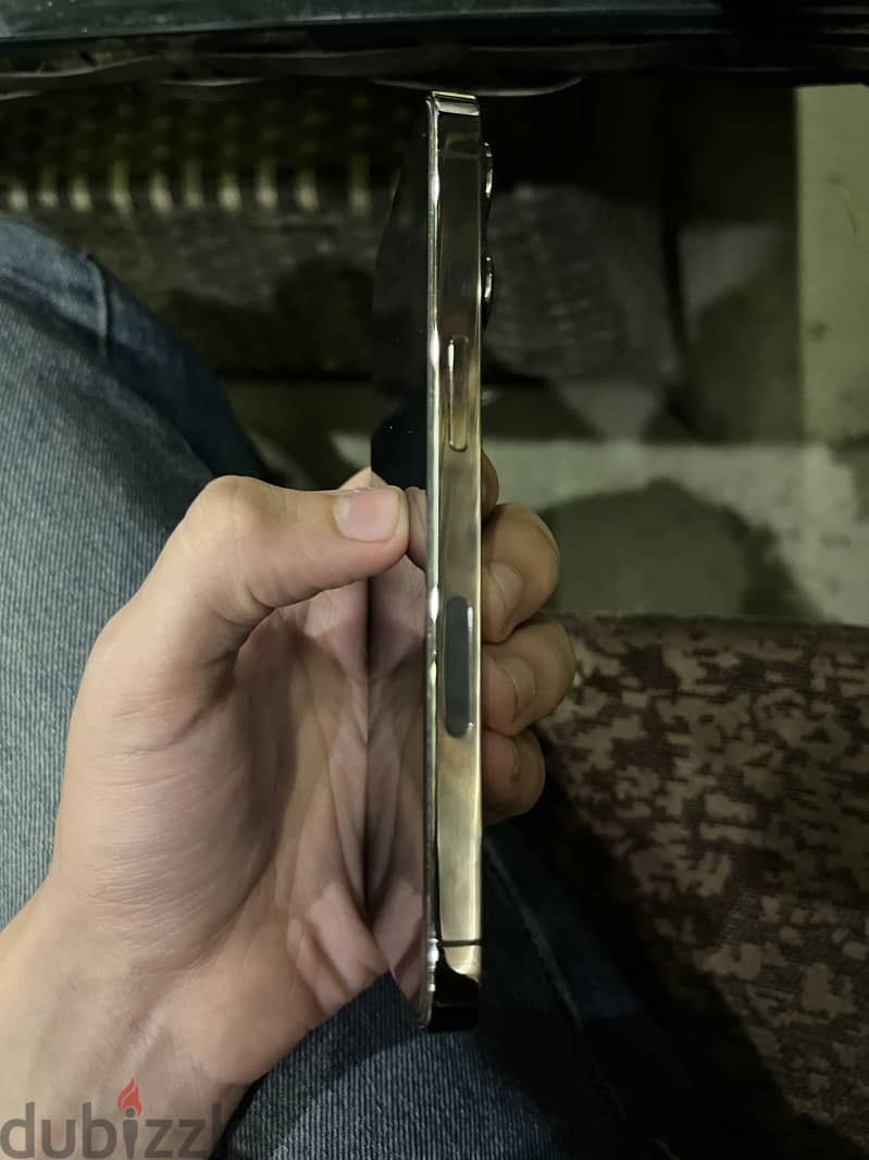 Apple - iPhone 13 Pro 1