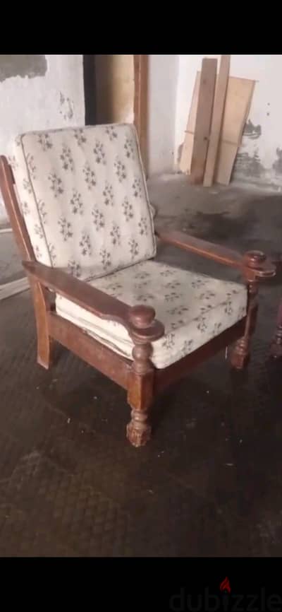 انتريه مستعمل للبيع  خشب اورو
