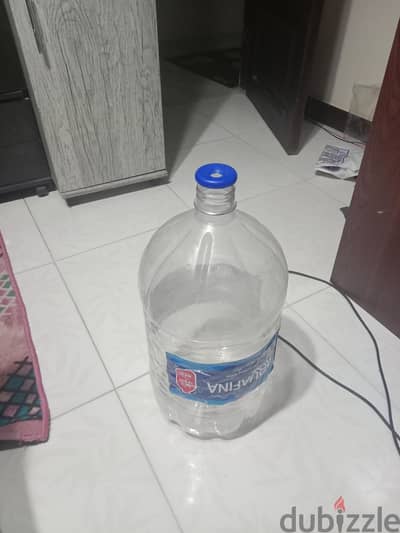 زجاجات مياه