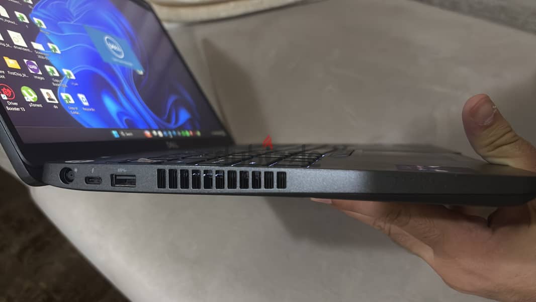 Dell precision 3540 1