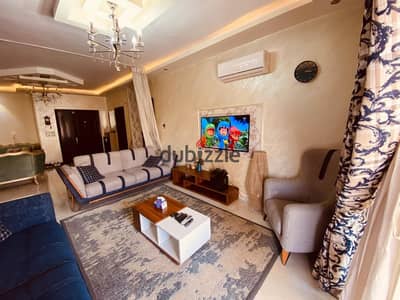ارخص شقه للايجار دور تالت بدون اسانسير ٢ غرفه بجوار مواصلات هايبر و مدارس الخمائل الشيخ زايد