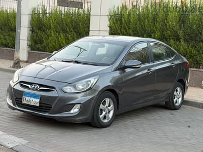 هيونداي أكسنت 2012