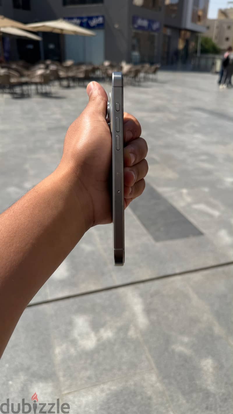 Apple - iPhone 15 Pro Max 2