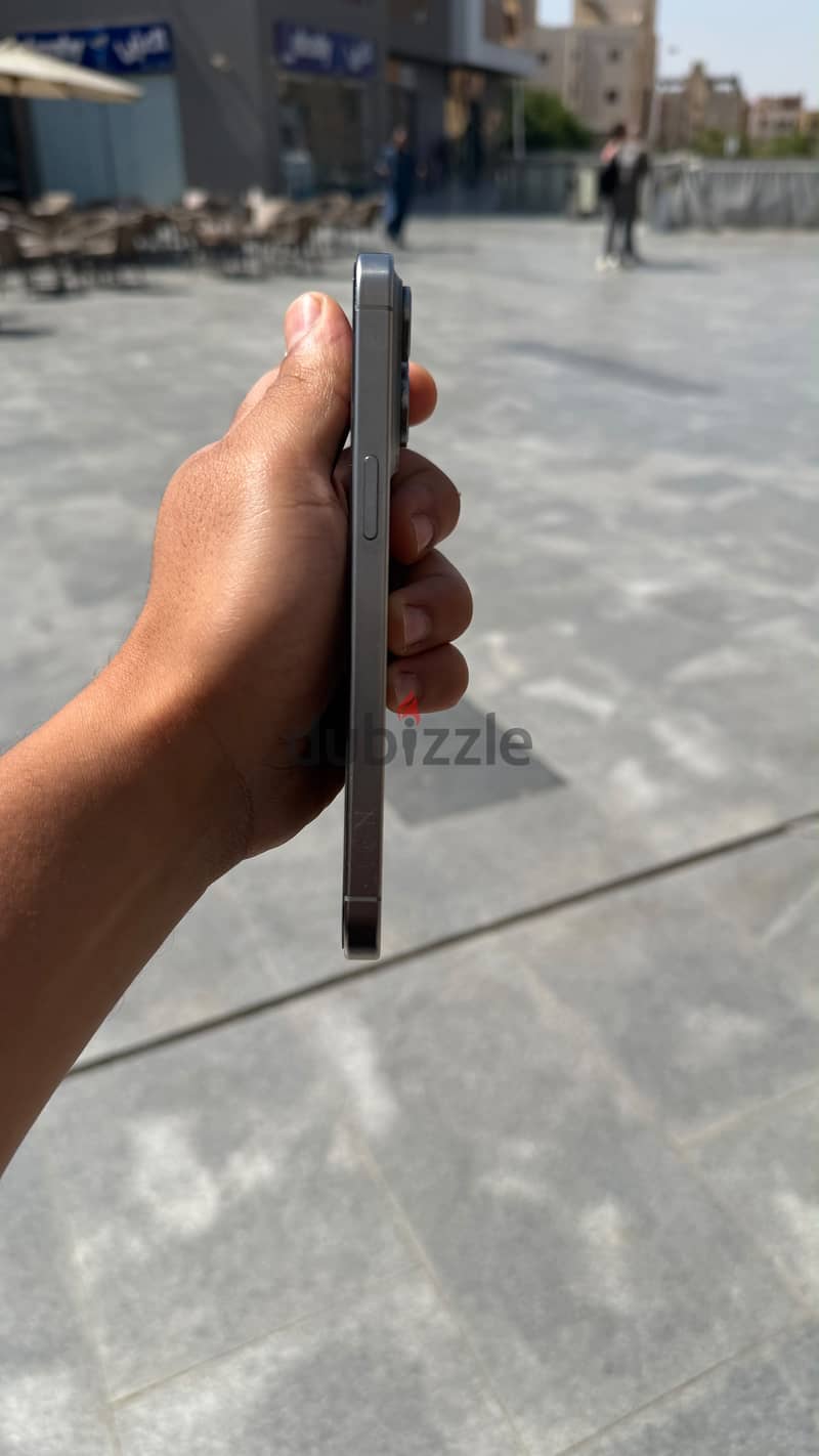 Apple - iPhone 15 Pro Max 3