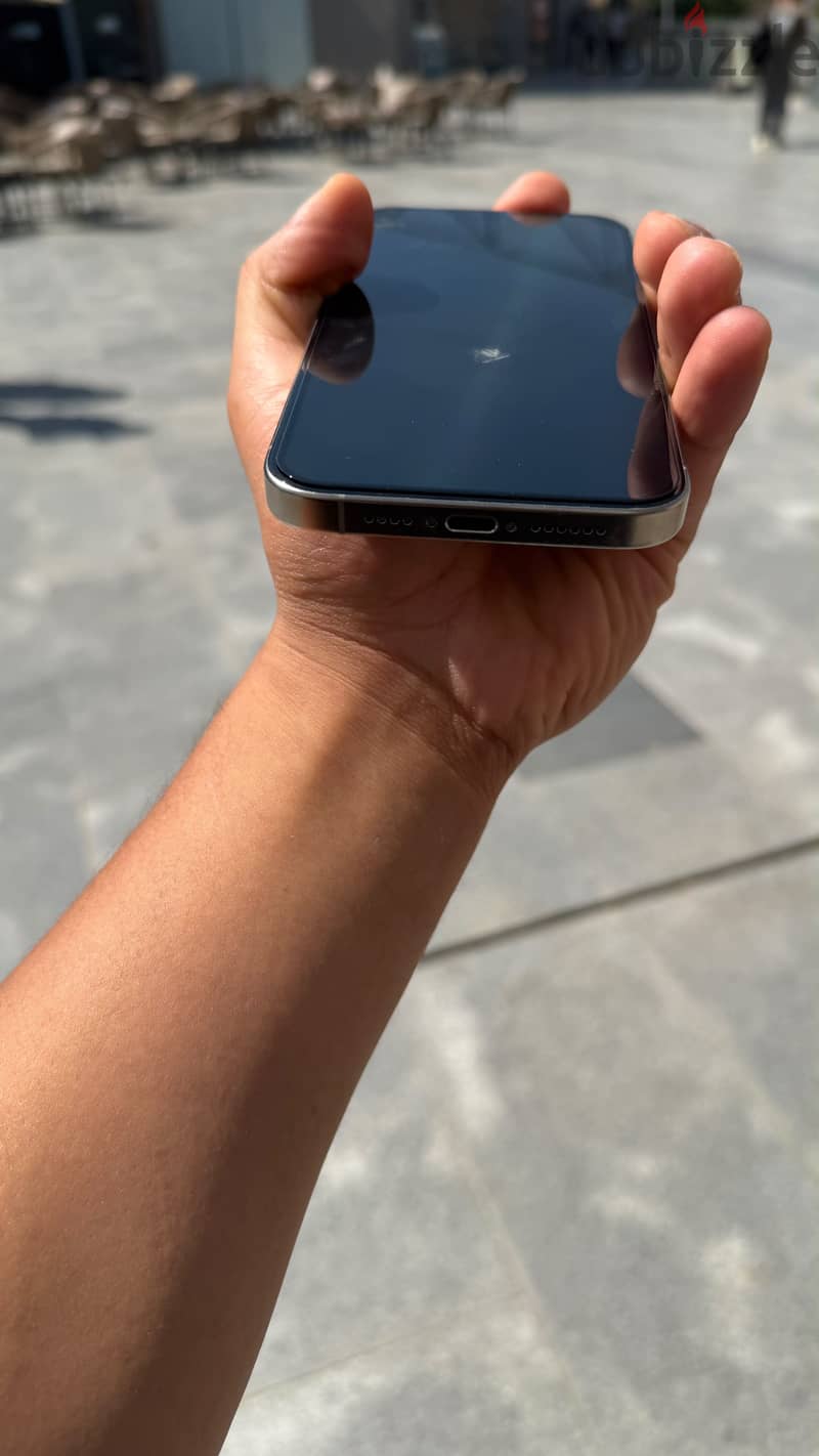 Apple - iPhone 15 Pro Max 6