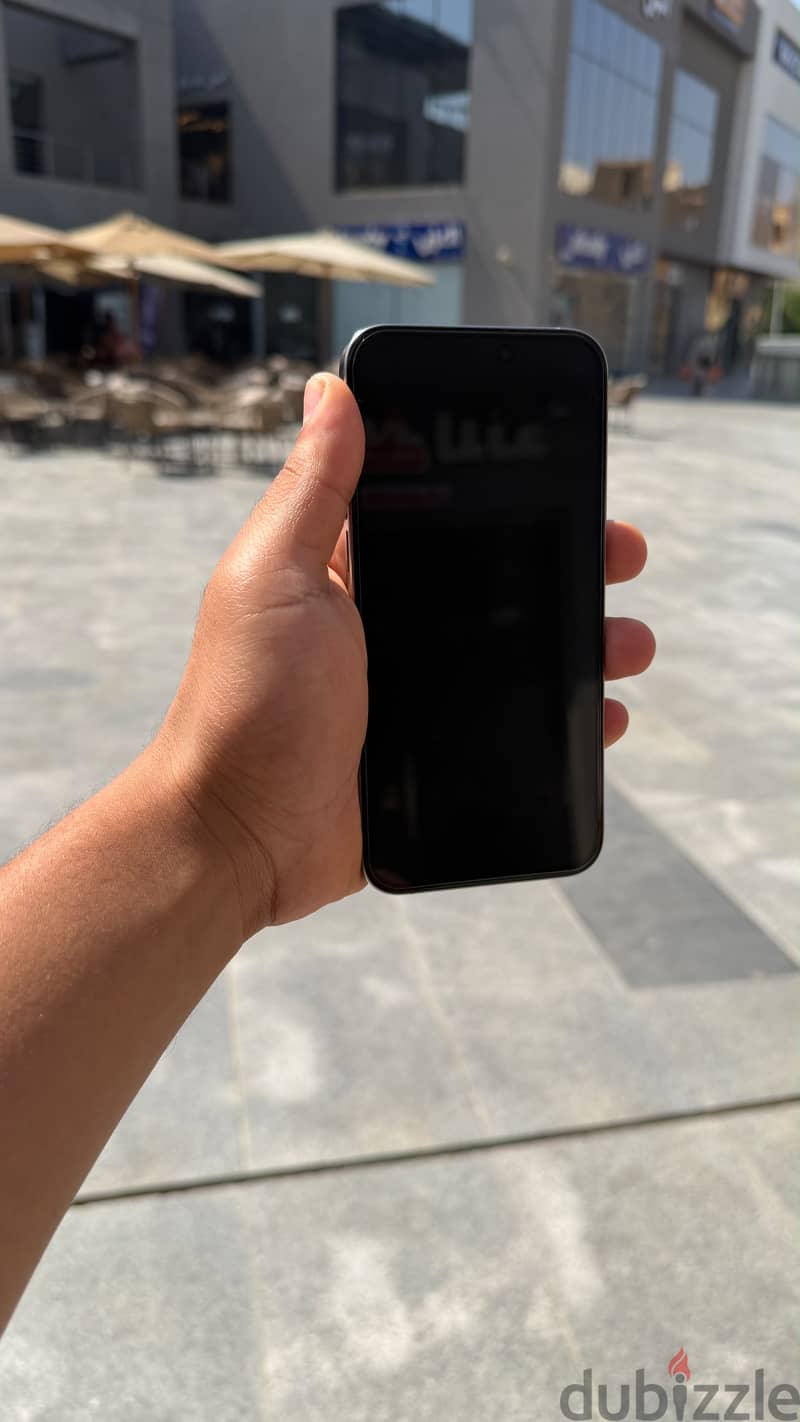 Apple - iPhone 15 Pro Max 7