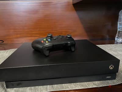 Xbox One X 1TB Console + Controller