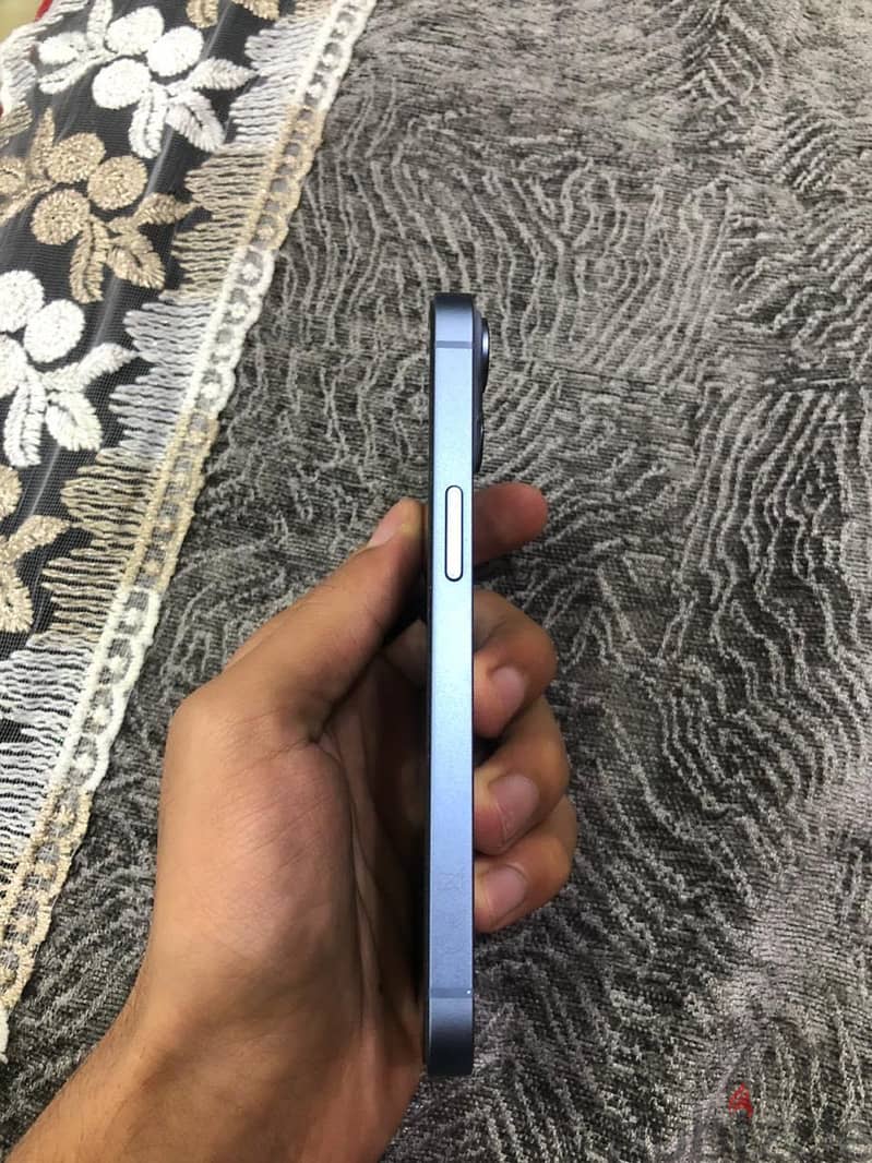 Apple - iPhone 14 3