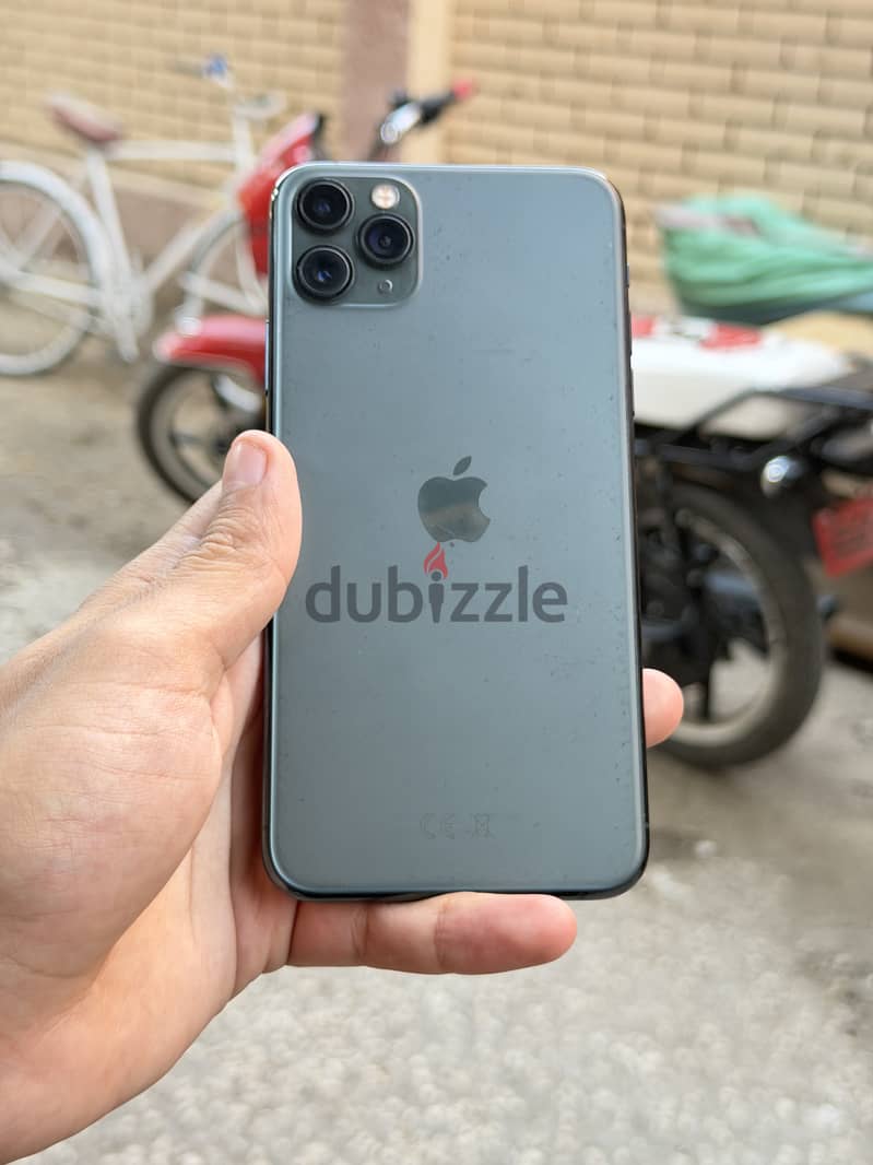 iPhone 11 Pro Max 1