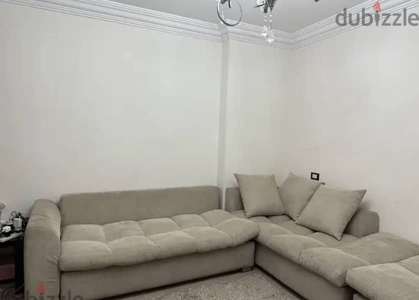 ركنه للبيع  مودرن ٣ قطع بتتفرد سرير  خشب 2