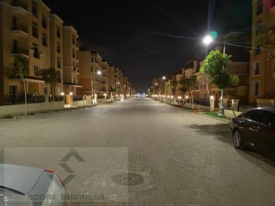 اس فيلا ميدل في سراي مرحلة كلوب فيو مساحه 239 متر + جاردن 50 متر بخصم اكتر من50% علي الكاش