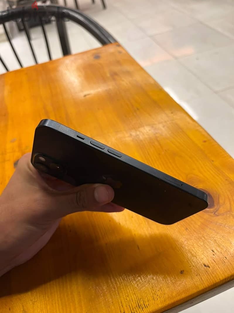 Apple - iPhone 13 5