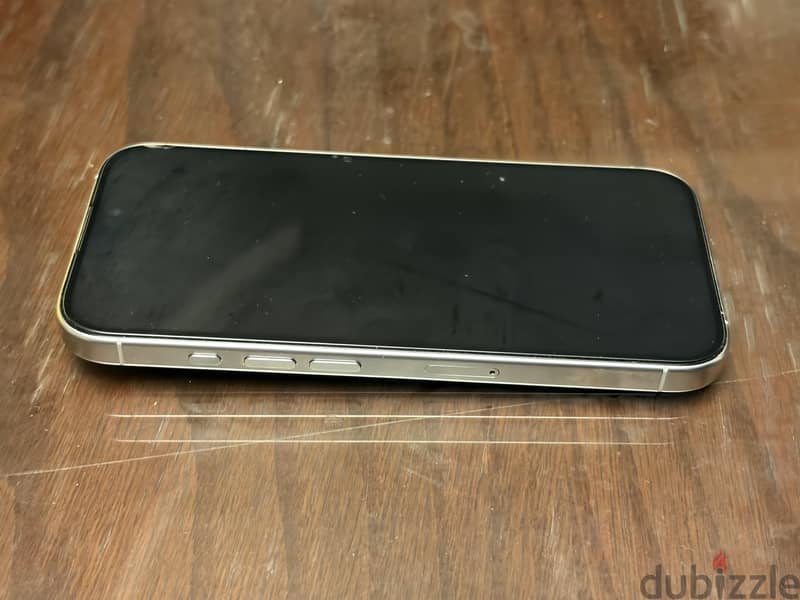 Apple - iPhone 16 Pro 3