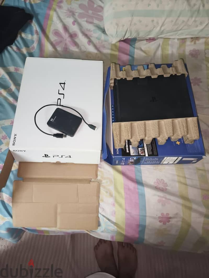 ps4 slim primary 1