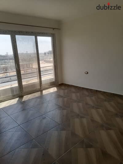 Apartment for rent in The Square | View of the lakes and the landscape