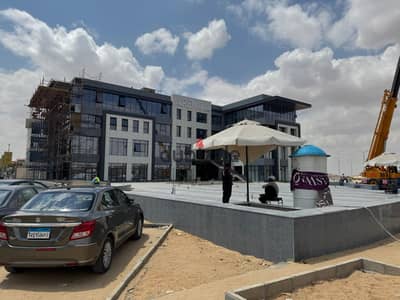 Office for only 300 thousand directly in front of the American University next to Americana Plaza