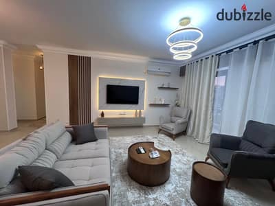 شقة مفروشة فرش فندقي فاخر للإيجار في مدينتي B8 | 3 غرف | أول سكن | تشطيب خاص