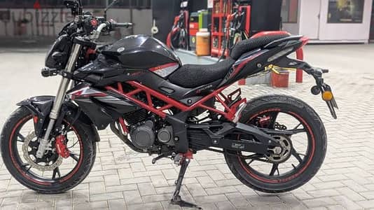 موتوسيكل benelli TNT 150cc