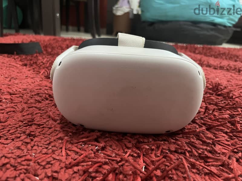 Oculus Quest 2 - VR Headset 3
