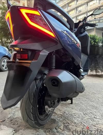 sym joy max z300