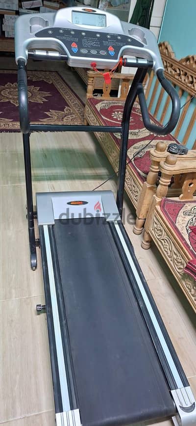 مشاية كهربائية KM Power بحالة ممتازة - موتور 3.5 حصان حمولة 120 كجم
