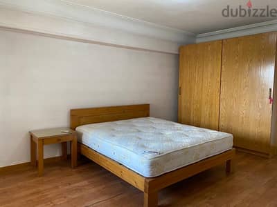 Wooden bed 180CM with mattress سرير خشب ١٨٠سم بمرتبة