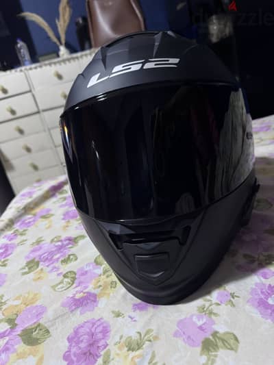 Ls2 storm 2 used only for 2 weeks size medium