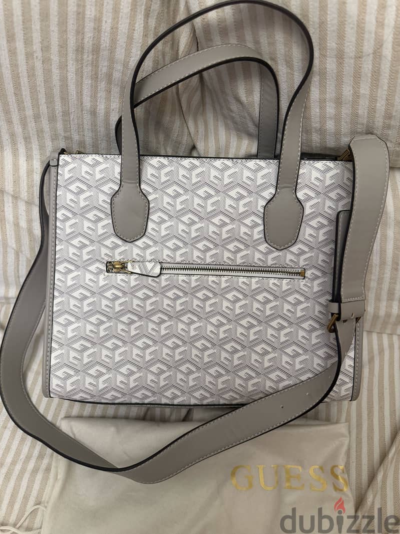 Guess bag 1