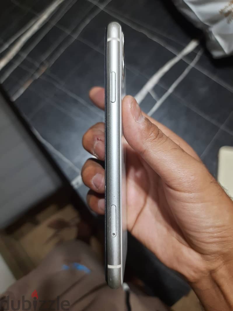 Apple - iPhone 11 3