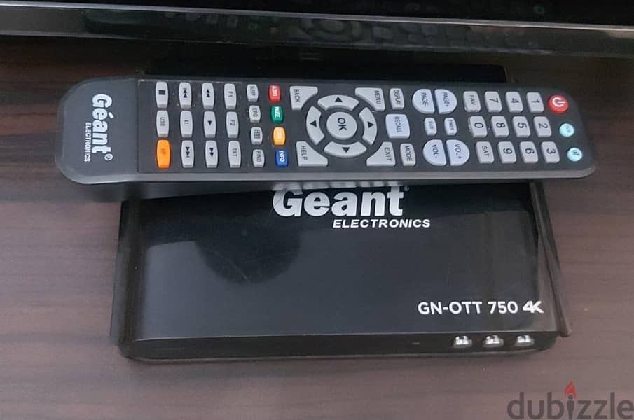 Geant 750 4k android with box 1