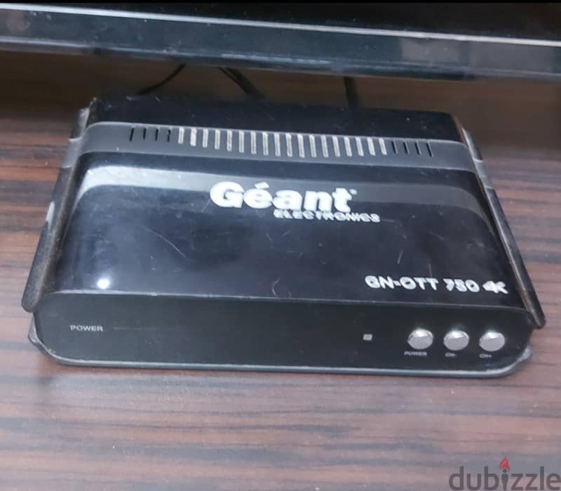 Geant 750 4k android with box 2