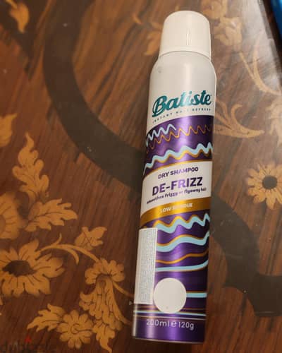 Batiste De-Frizz Dry Shampoo 200ml – جديد