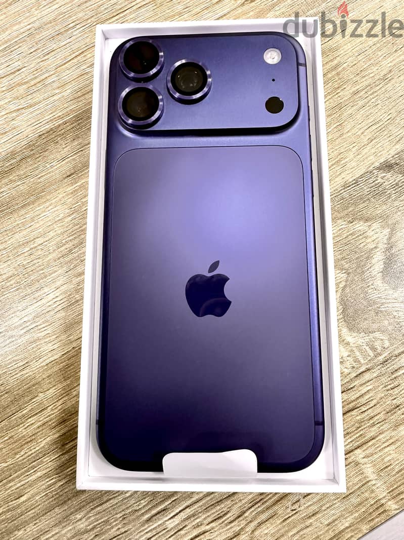 Apple - iPhone 17 Pro Max 1