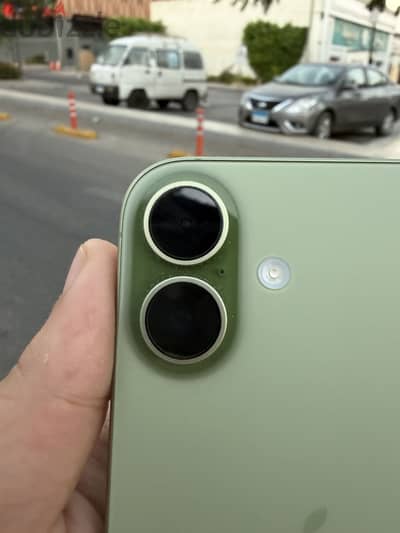 Apple - iPhone 17