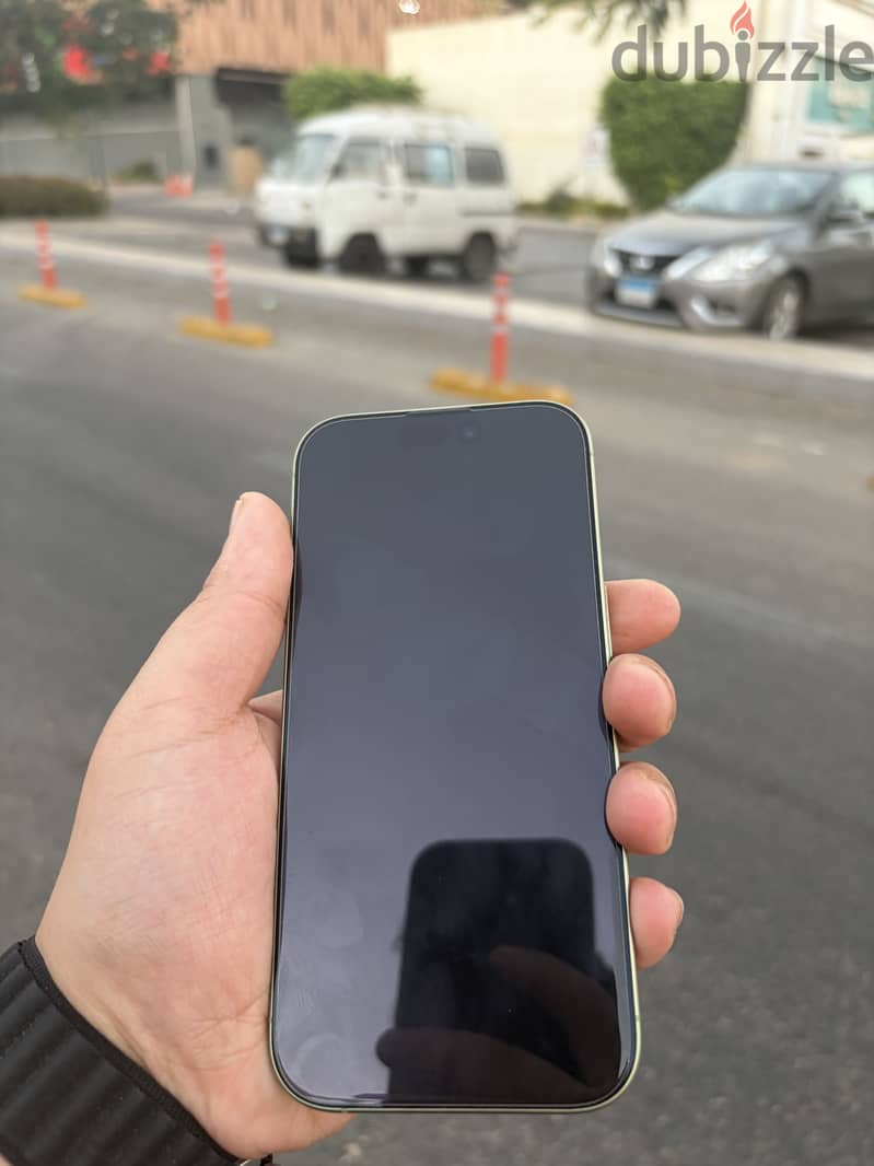 Apple - iPhone 17 5