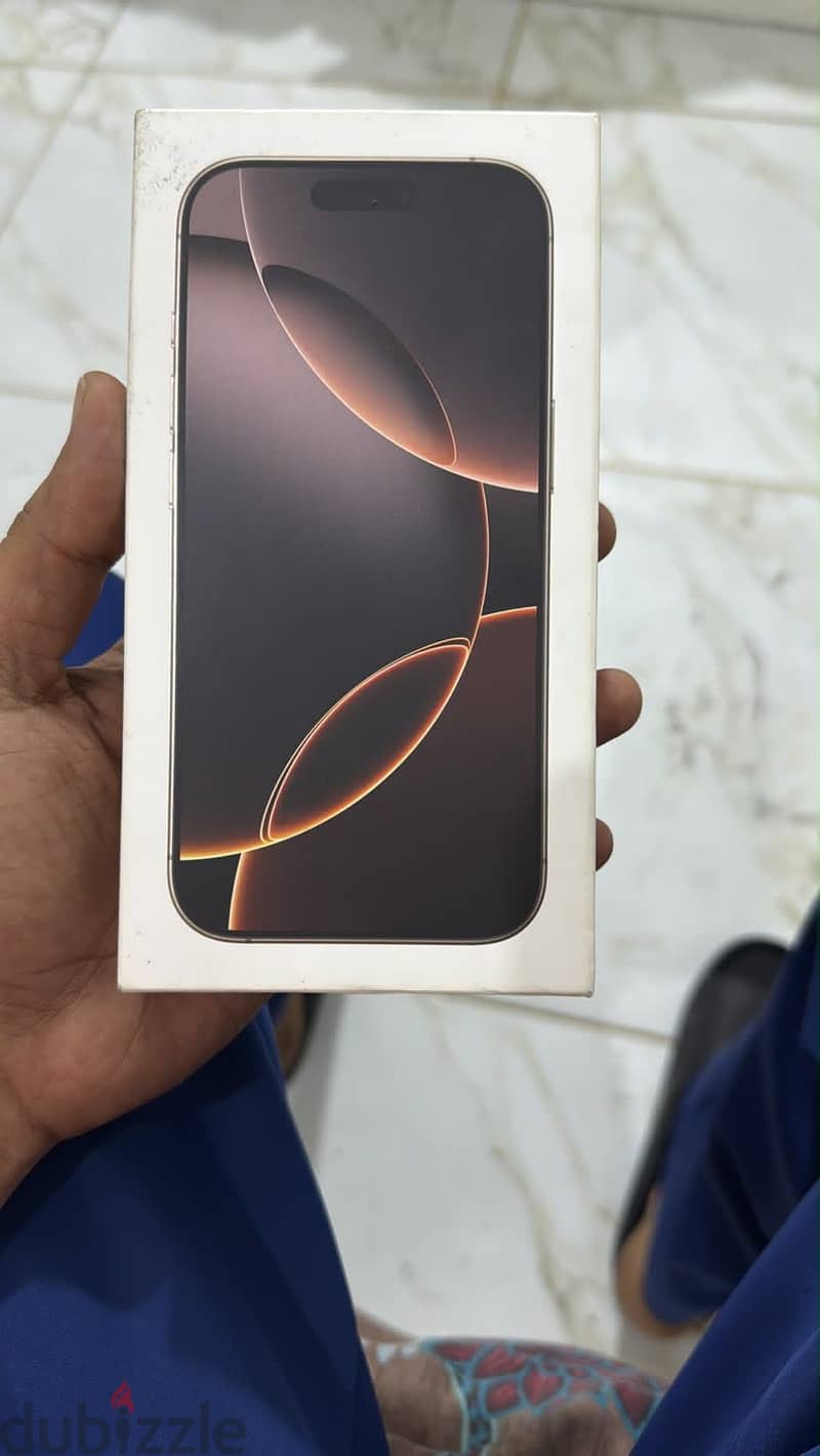 Apple - iPhone 16 Pro 4