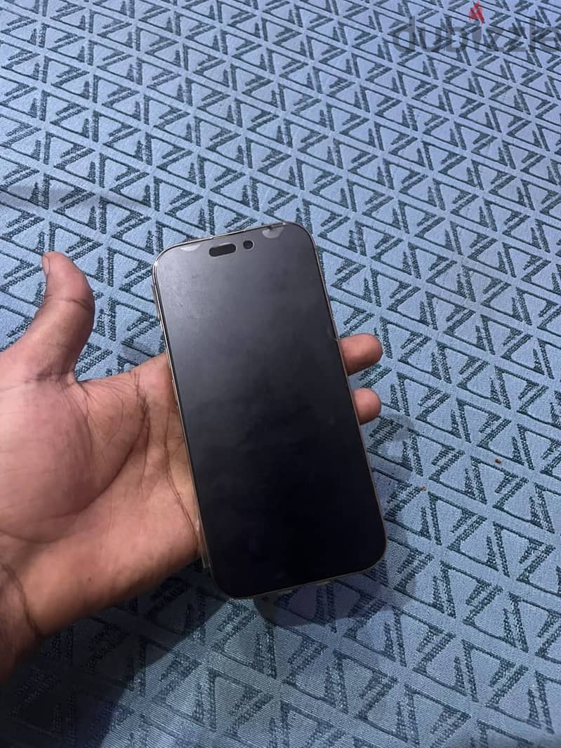 Apple - iPhone 16 Pro 9