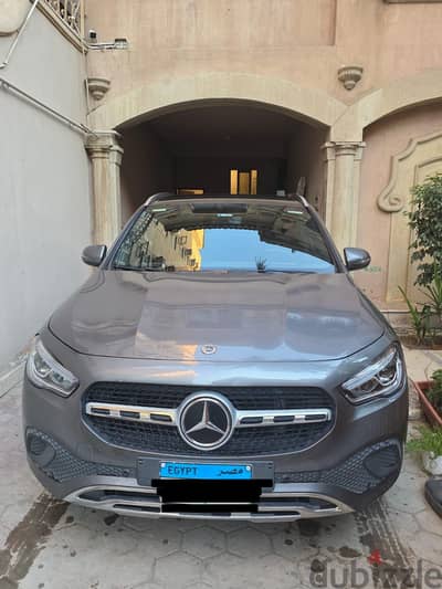 Mercedes-Benz GLA 200 2022
