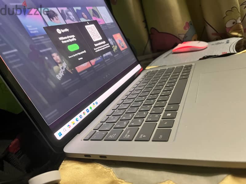 Microsoft surface studio laptop 2021 4