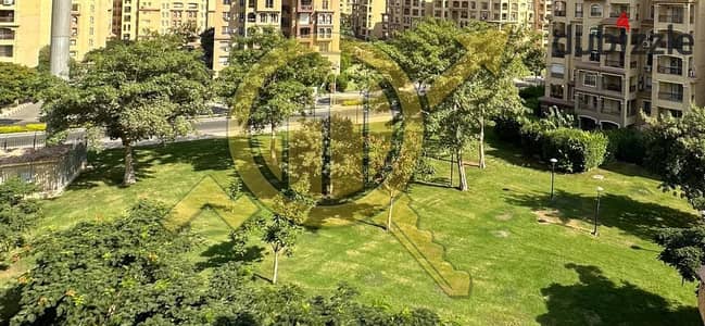 شقة مفروشة للإيجار في B1 مدينتي | وايد جاردن فيو 137 متر | قلب المرحلة | 5 دقائق للنادي والأوبن إير مول