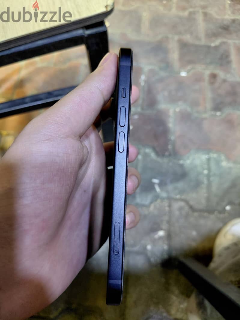 Apple - iPhone 15 2