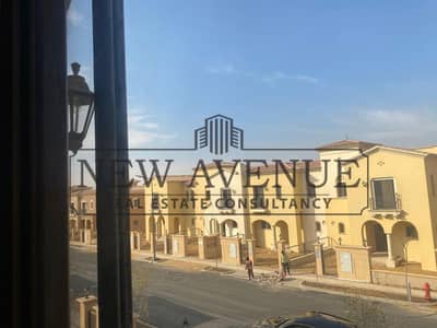 التجمع الخامس استلام فوري تاون هاوس ميدل بأقساط  City Gate Sapphire