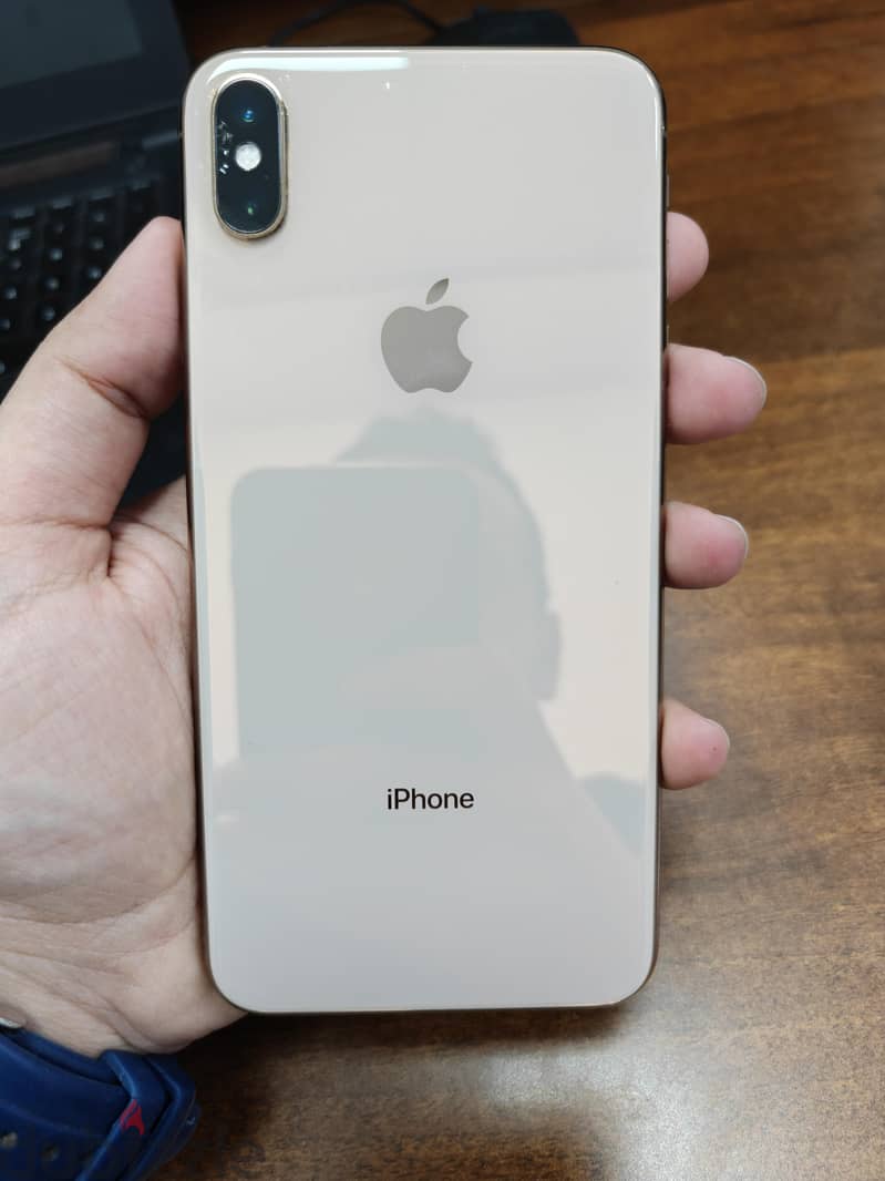 Apple - iPhone XS Max 1