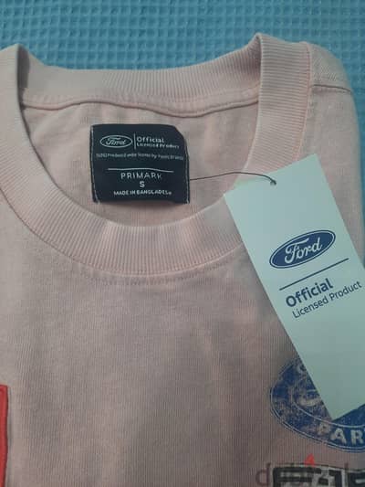 PRIMARK تيشيرتات oversize جديدة بالتي تيشيرتات oversize جديدة بالتيكيت