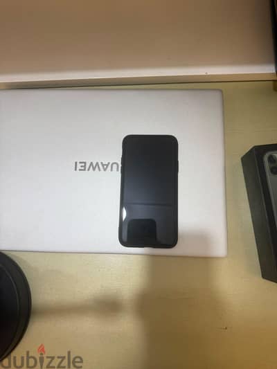 Apple - iPhone 11 Pro Max