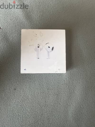 AirPods 4